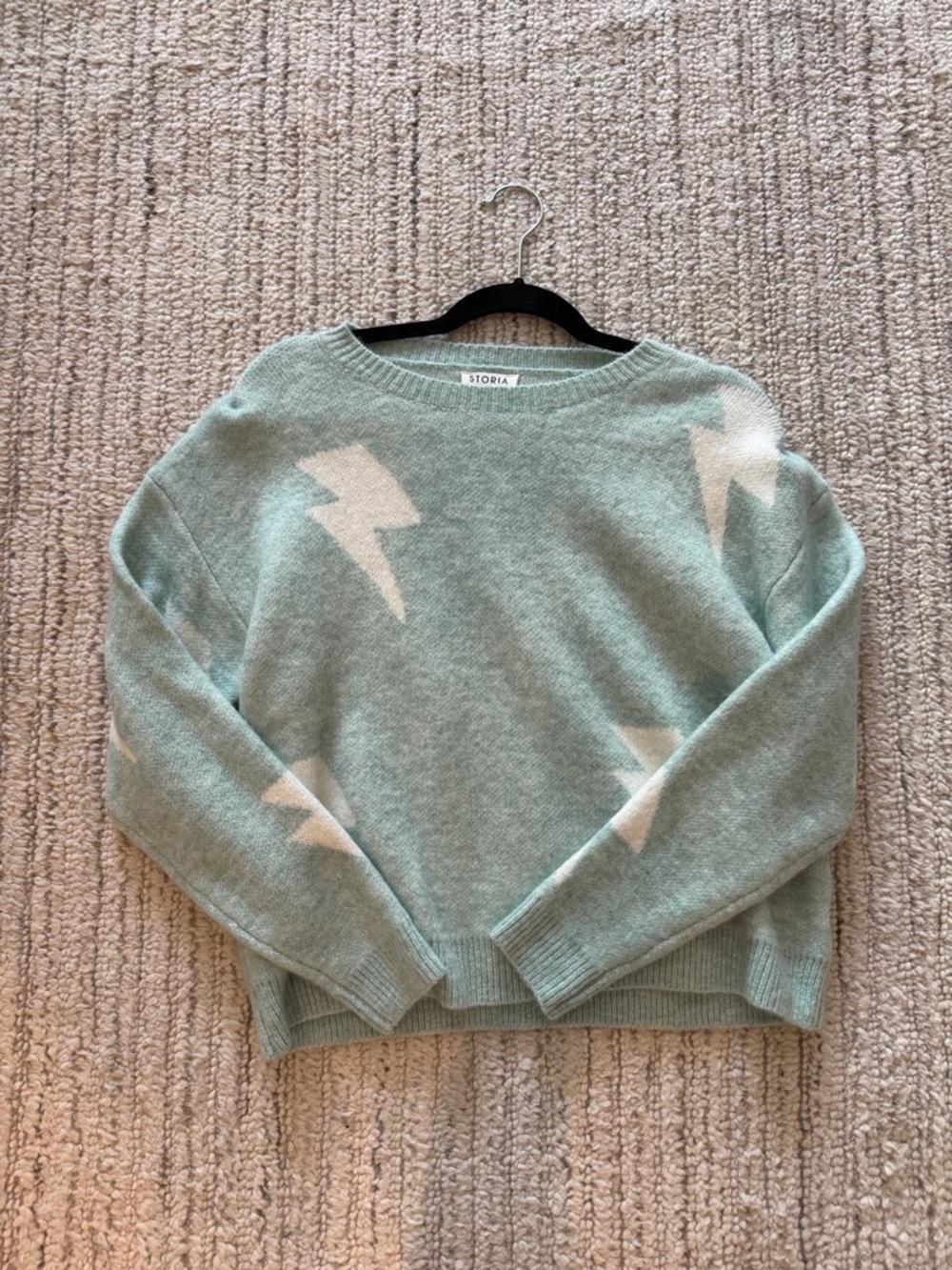 Storia Mint Crewneck Sweater with White Lightning Motif